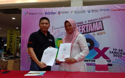 Penandatanganan MOU Industri x SMK Program Pencetak Pengusaha (Session 2) dan Workshop Sablon Digital untuk Guru dan Siswa/Siswi Jurusan TKJ SMKN 2 Surabaya