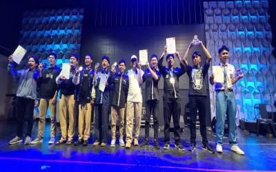 SMKN 2 Surabaya Raih Prestasi Gemilang pada Kejurnas IRTC 2026 Cabang Robot LFA